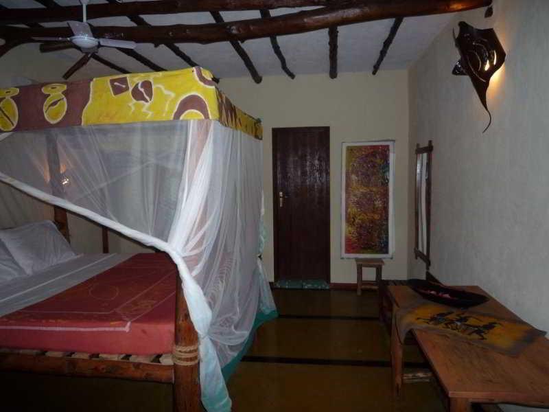 Samaki & Hotell